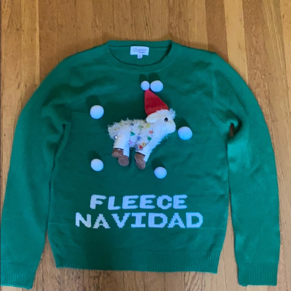 (Cute) ugly Christmas sweater!